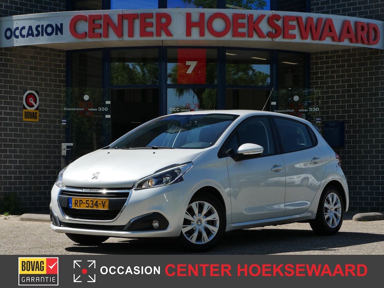 Peugeot 208 - 1.2 Puretech 82pk 5D Blue Lion | DAB+ | Carplay | PDC | 2de eig! | - AutoWereld.nl
