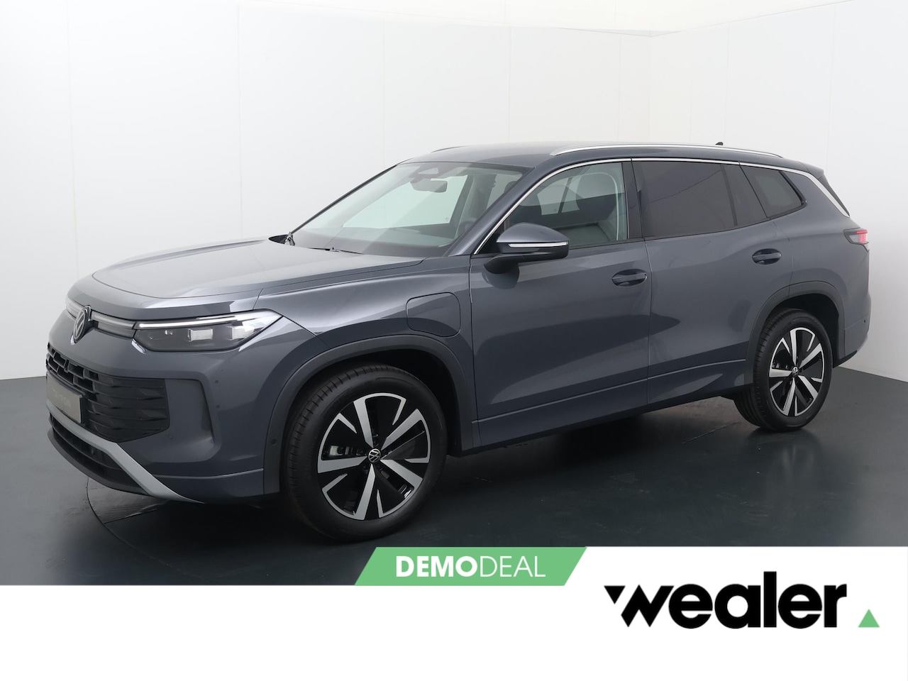 Volkswagen Tayron - Life Edition 1.5 eHybrid 150 kW / 204 PK SUV 6-DSG | Trekhaak wegklapbare kogel | Stoel- & - AutoWereld.nl