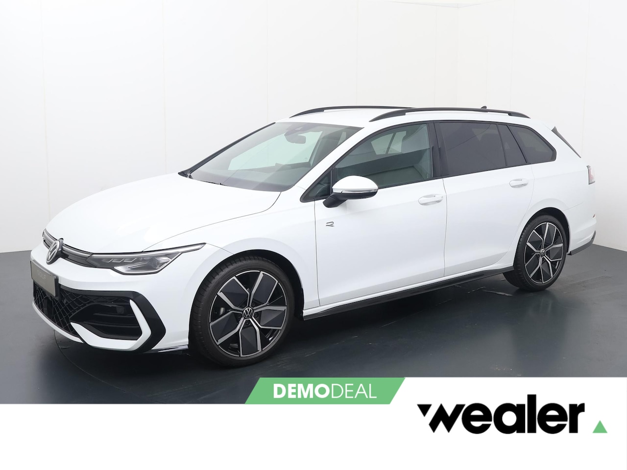Volkswagen Golf Variant - R-Line-Edition 1.5 eTSI 85 kW / 116 pk 7-DSG | LED Matrix | Assistance Plus pakket | - AutoWereld.nl