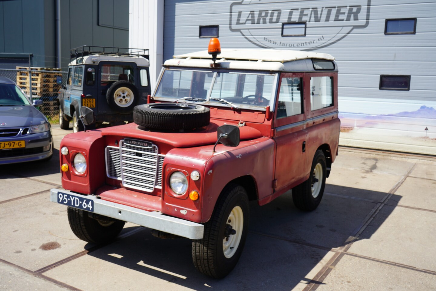 Land Rover 88 - stationwagon - AutoWereld.nl