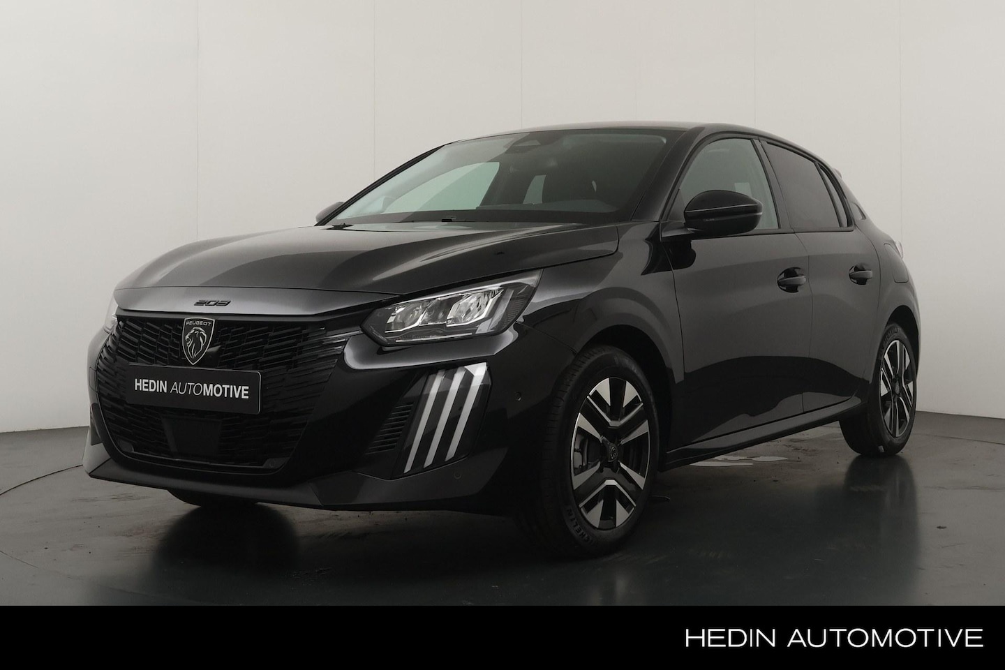 Peugeot 208 - 1.2 Hybrid 110 e-DCS6 Allure Climate Control | Full Map Navigatie | Draadloze Telefoonlade - AutoWereld.nl