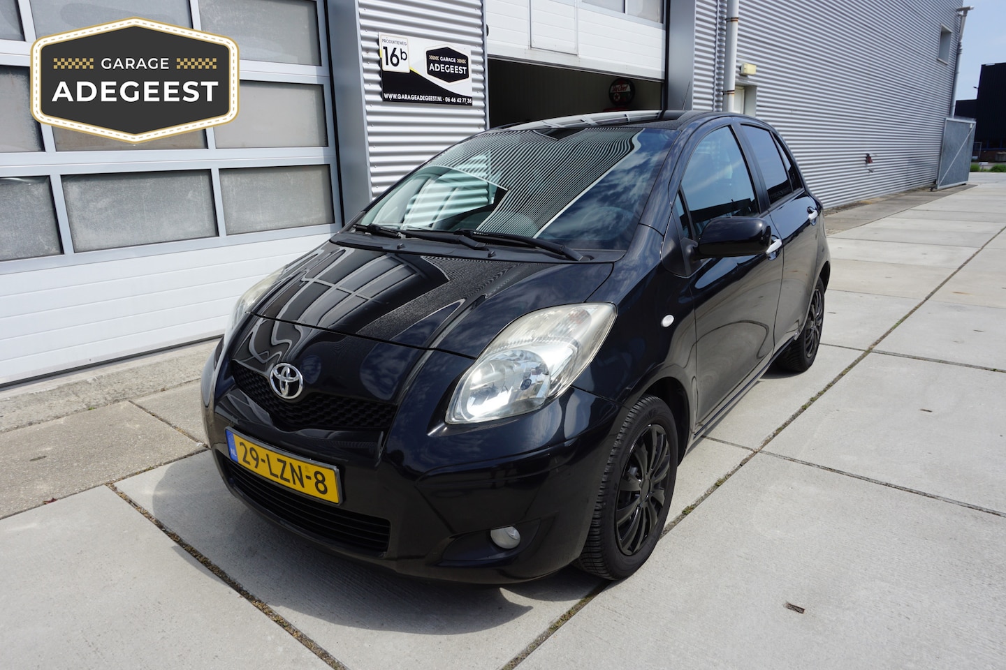Toyota Yaris - 1.3 VVTi Aspiration |Automaat|Airco|All-Season banden| - AutoWereld.nl