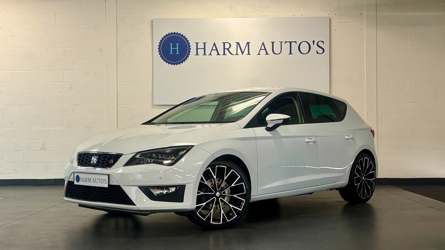 SEAT Leon - 1.4 EcoTSI FR DSG 150pk Navi / LED / Cruise / Clima / PDC - AutoWereld.nl