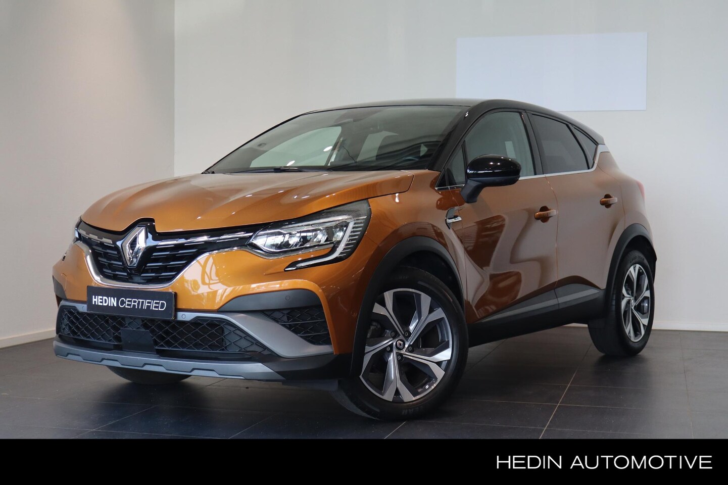 Renault Captur - 1.3 TCe 140 R.S. Line | Automaat | Voorruitverwarming | Stuurverwarming | Stoelverwarming - AutoWereld.nl