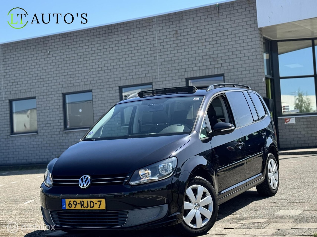 Volkswagen Touran - 1.2 TSI Comfortline BlueMotion 7p. 1.2 TSI Comfortline BlueMotion 7p.|Pano - AutoWereld.nl
