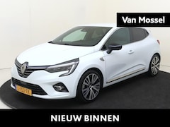 Renault Clio - 1.6 E-Tech Hybrid 140 Initiale Paris | Automaat | Parkeersensoren Voor + Achter | 360 Came