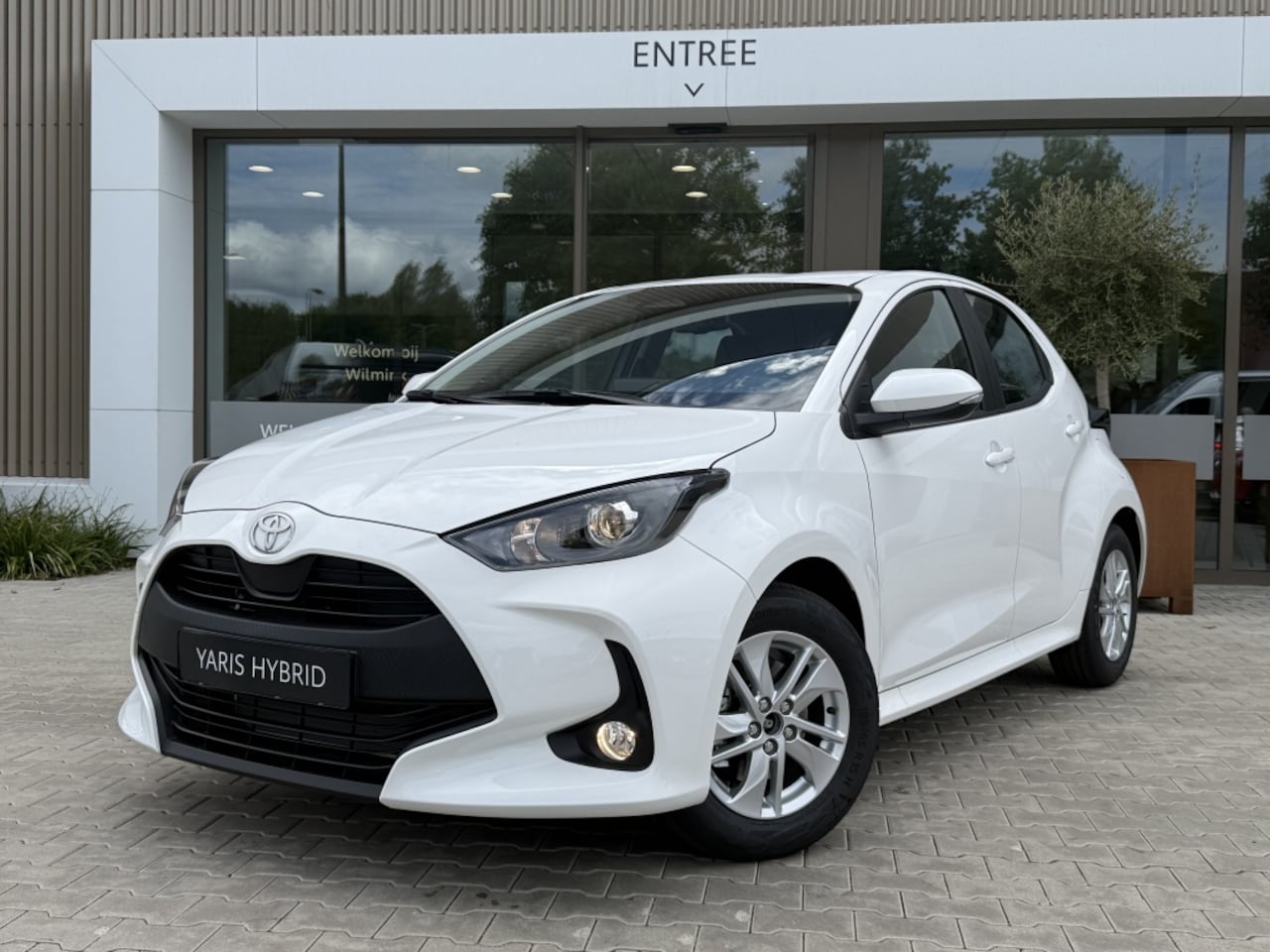 Toyota Yaris - 1.5 Hyb. 115 Active | Carplay | Camera | Adap. Cruise | - AutoWereld.nl