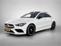 Mercedes-Benz CLA-Klasse - 180 AMG Line Panoramadak | Leder | Multispaaks | Stoelverwarming | Night Pakket Inclusief