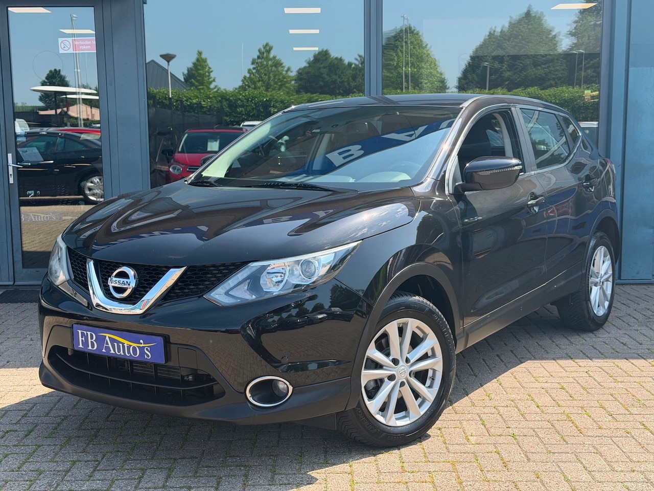 Nissan Qashqai - 1.2 Acenta Airco, Navi Automaat, Cruise Control - AutoWereld.nl