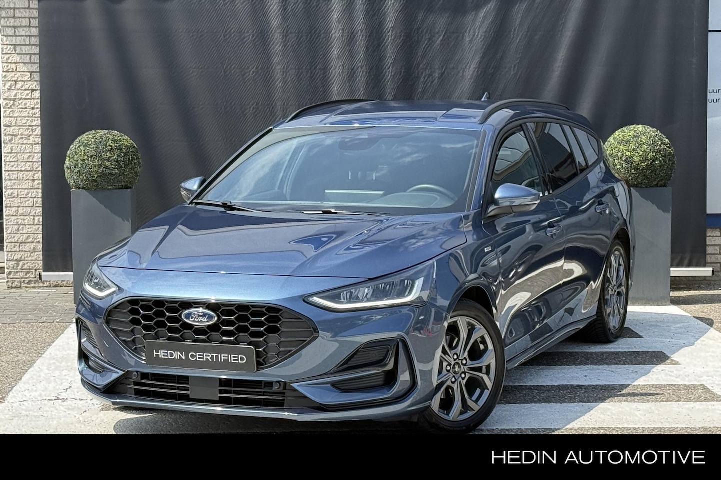 Ford Focus Wagon - 1.0 EcoBoost Hybrid ST Line AUTOMAAT | 155PK | Winter Pack - AutoWereld.nl
