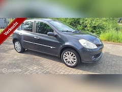 Renault Clio - 1.6-16V Dynamique
