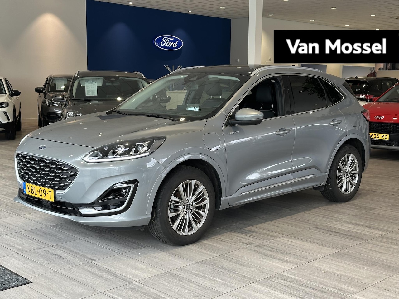 Ford Kuga - 2.5 PHEV Vignale | Panoramadak | Memory seat | NAV | B&O | Camera voor & achter | - AutoWereld.nl