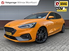 Ford Focus - 2.3 EcoBoost ST-3|ACC|HUD|Winterpack|Automaat|Orange Fury|