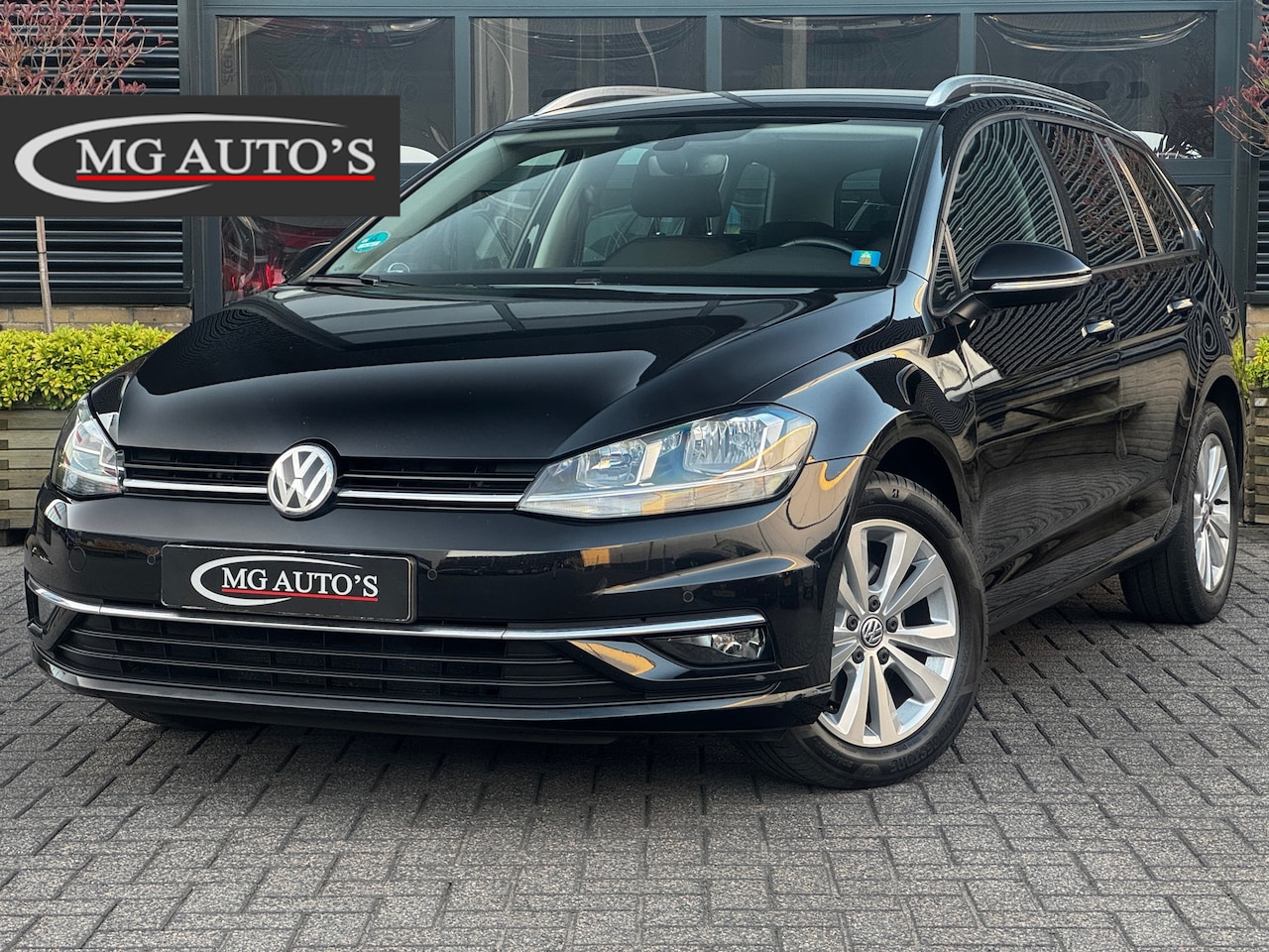 Volkswagen Golf Variant - 1.0 TSI Comfortline Business | Trekhaak | Eerste Eigenaar | Adaptive Cruise Control | Navi - AutoWereld.nl