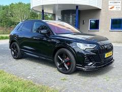 Audi Q3 - 35 TFSI Pro S Line Panorama/Leer/Ecc/Metrix