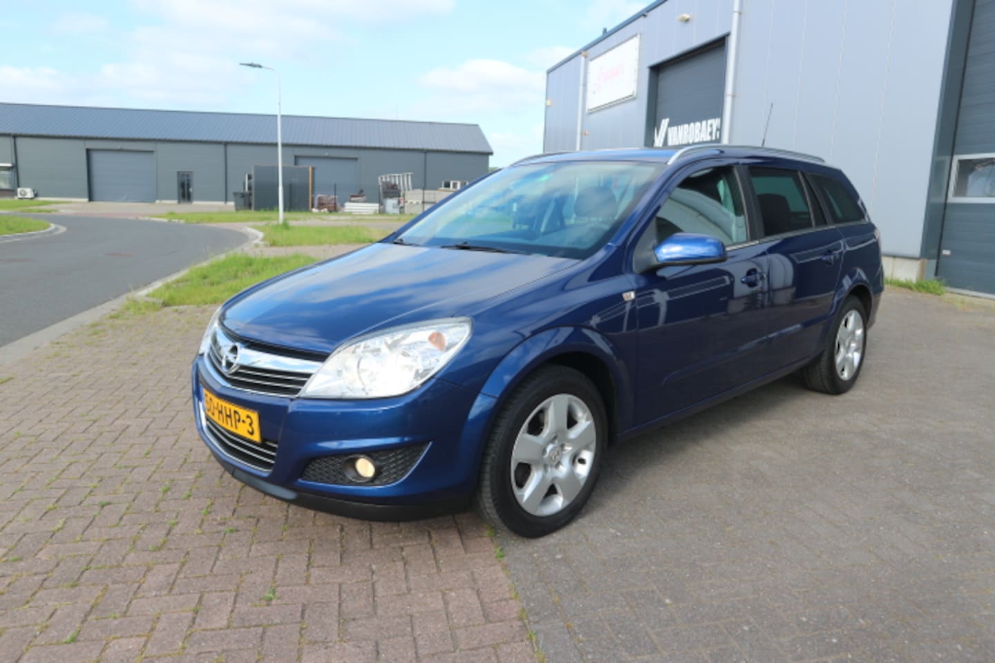 Opel Astra Wagon - 1.6 Temptation 1e EIGENAAR - AutoWereld.nl