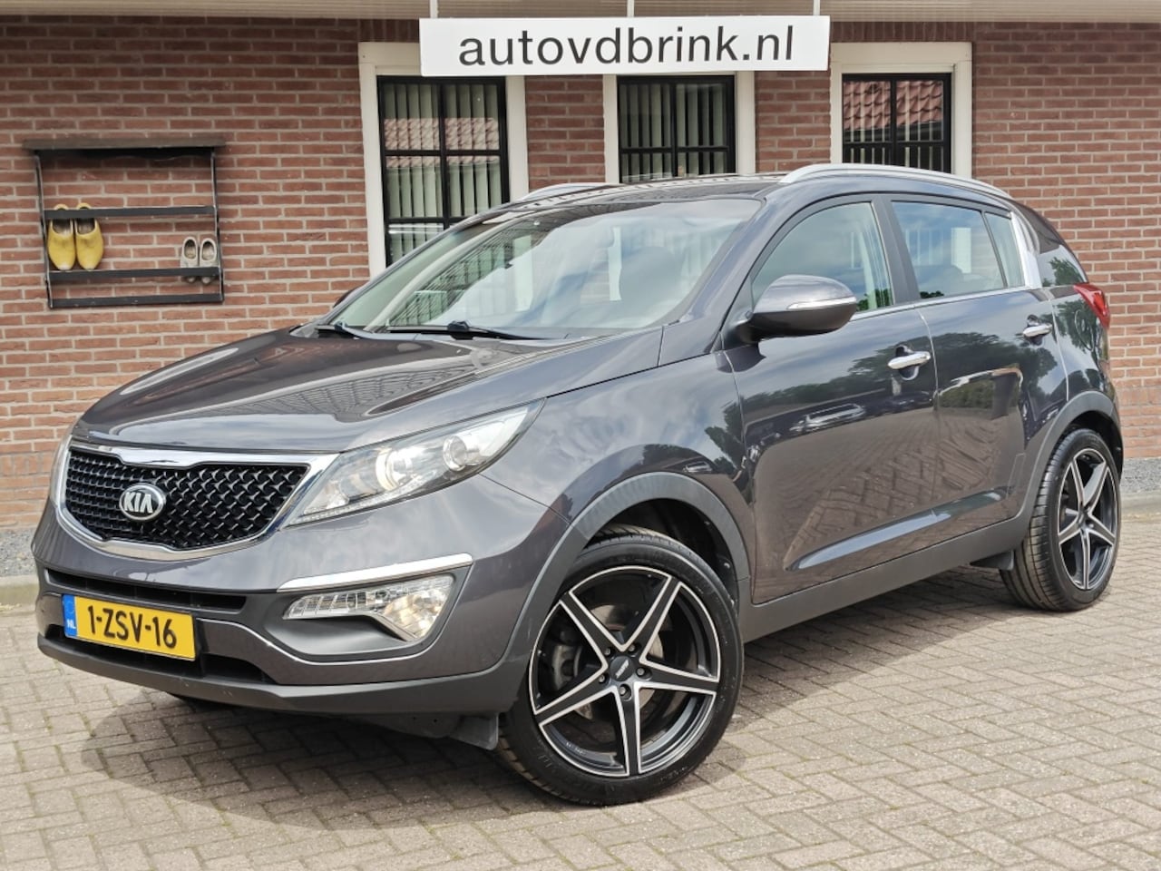 Kia Sportage - 1.6 GDI BusinessLine 1.6 GDI BusinessLine, TREKHAAK / CAMERA / NAP - AutoWereld.nl