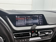 BMW 2-serie Gran Coupé - 220i High Executive | Elektrisch Glazen Panorama-dak | Stoel- Stuurverwarming | Head-up Di