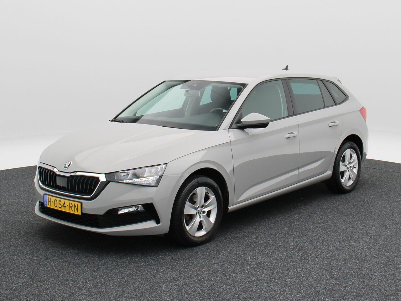 Skoda Scala - 1.0 TSi 115 Pk Automaat Ambition | Parkeersensorn | Cruise | Carplay | Trekhaak | 16 Inch - AutoWereld.nl