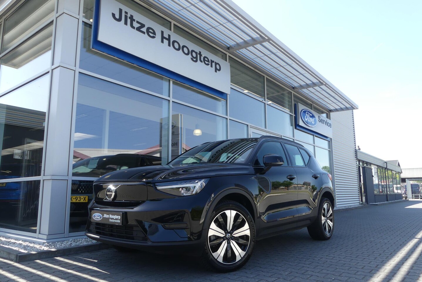 Volvo XC40 - Recharge Core 70 kWh WINTER PACK, CRUISE, CLIMA, NAVI, CAMERA, PDC V&A, APPLE CARPLAY/ANDR - AutoWereld.nl
