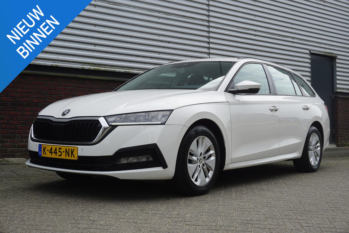 Skoda Octavia Combi - 1.0 TSI Business|Dealeronderhouden|Trekhaak|1eEig. Rijklaarprijs!! - AutoWereld.nl