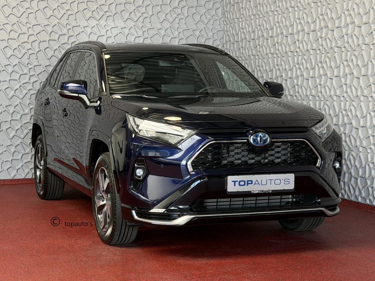 Toyota RAV4 - 2.5 PLUG-IN HYBRID AWD 306PK 1500KG TREKGEW. HEADUP SPIEGEL.CAM LED ELEK.KLEP STOELVERW. P - AutoWereld.nl