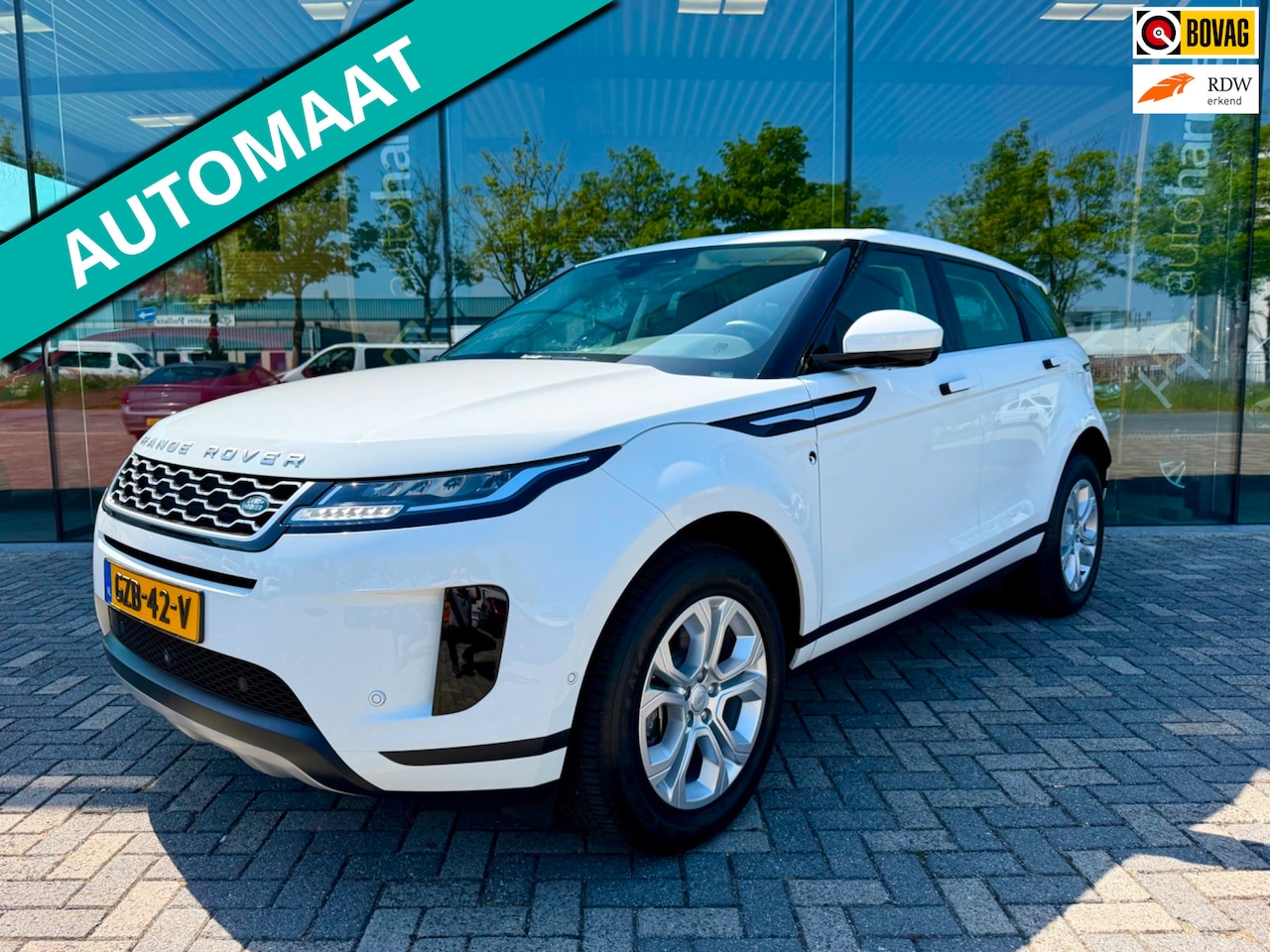 Land Rover Range Rover Evoque - 1.5 P300e AWD R-Dynamic S 1.5 P300e AWD R-Dynamic S, CarPlay, Leer, LED, Trekhaak - AutoWereld.nl