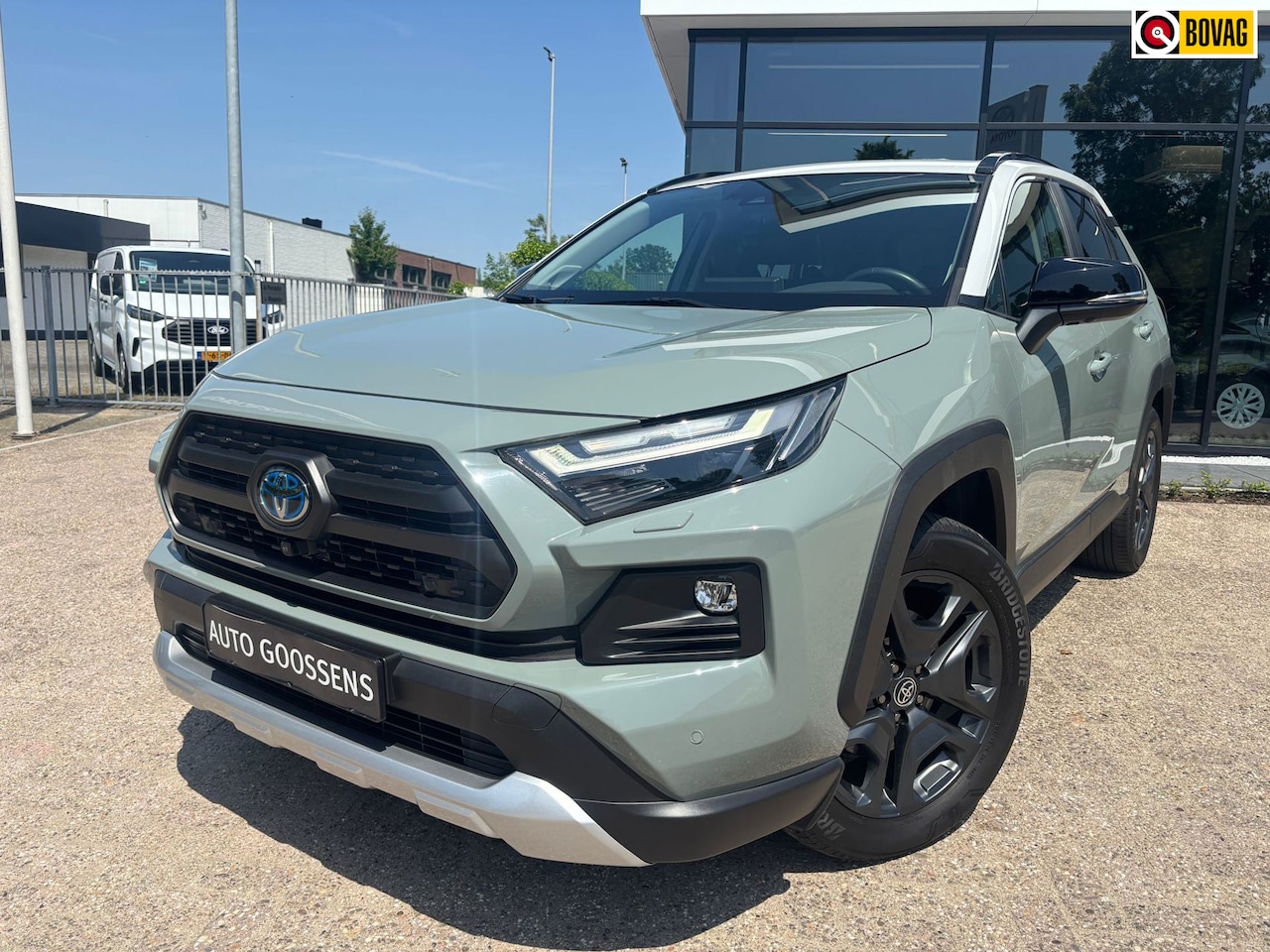 Toyota RAV4 - 2.5 Hybrid AWD Adventure|Trekhaak - AutoWereld.nl