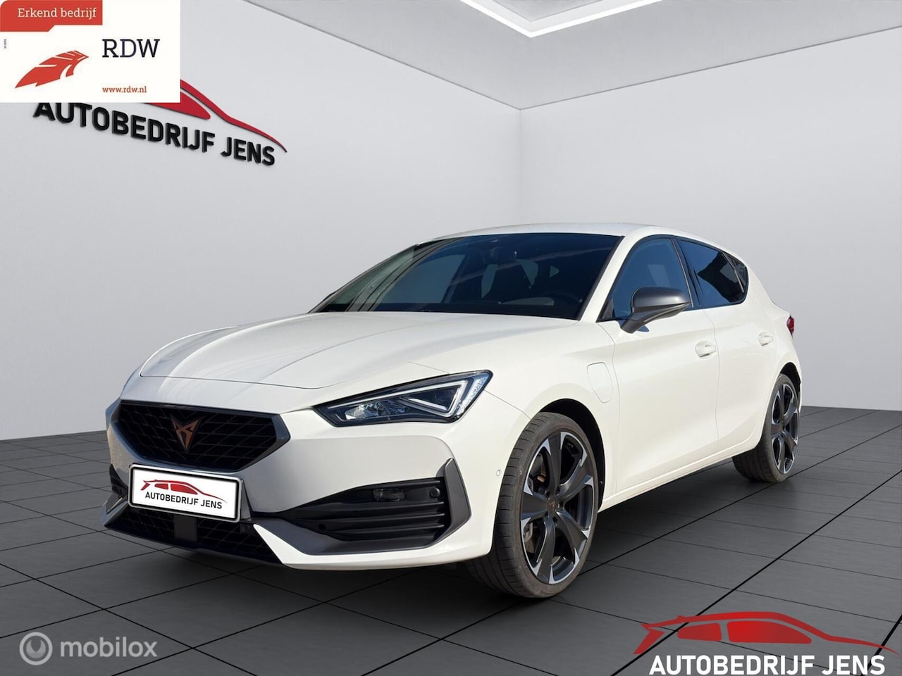 CUPRA Leon - 1.4 e-Hybrid VZ 245PK|PDC|NAVI|APPLE CARPLAY - AutoWereld.nl