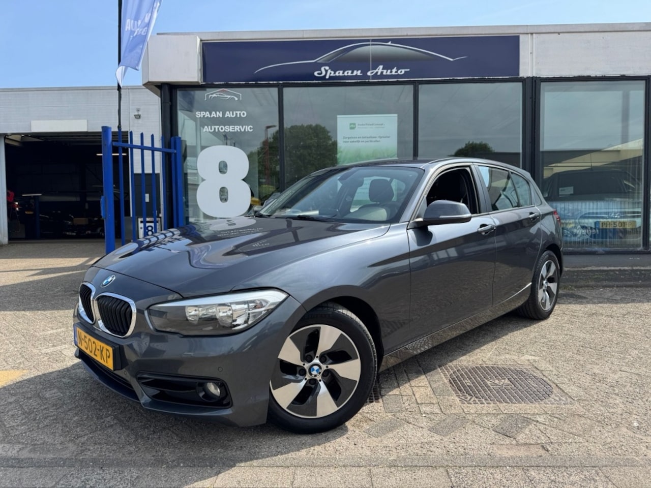 BMW 1-serie - 118i Cent High Exe - AutoWereld.nl