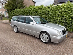 Mercedes-Benz E-klasse Combi - 240 Avantgarde Select Van buiten lichte schade plekken