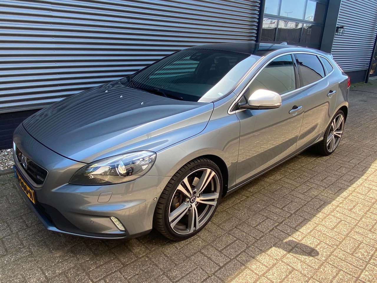 Volvo V40 - 2.0 T5 245 PK Ocean Race aut - AutoWereld.nl