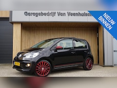 Volkswagen Up! - 1.0 60pk 5Drs Colour Up Pano.Dak 17inch LM Beats A-Camera CLima Stoelverwarming *Uniek* 17