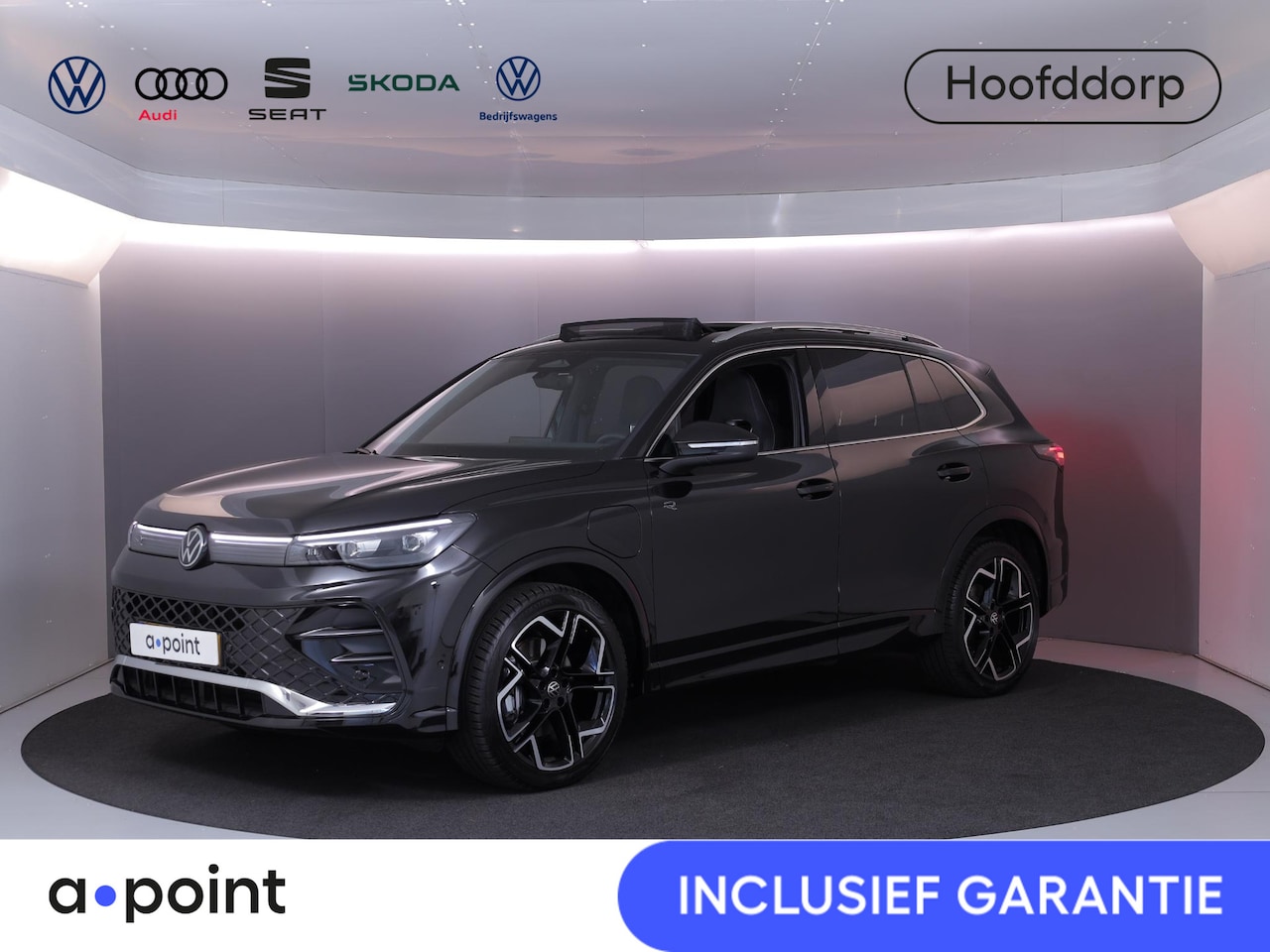 Volkswagen Tiguan - 1.5 eHybrid R-Line Edition 204 PK PHEV | Verlengde garantie | Panorama dak | Stoel- en stu - AutoWereld.nl