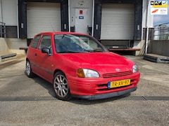Toyota Starlet - 1.3-16V XLi goed onderhouden
