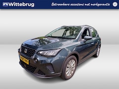 SEAT Arona - 1.0 TSI Style / PARK. SENSOREN/ TREKHAAK/ FULL LINK/ CLIMA/ 16" LMV
