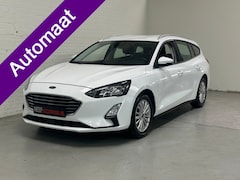 Ford Focus Wagon - 1.0 EcoBoost Titanium Business CLIMA /TREKHAAK / CRUISE / CAMERA Dealer onderhouden Dis.Ke