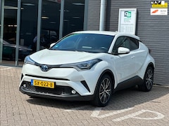Toyota C-HR - 1.8 Hybrid Executive/CAMERA/CARPLAY/NL-AUTO NAP/NETTE STAAT