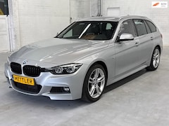 BMW 3-serie Touring - 318i M Pakket | M Sport| Trekhaak | Diefstalschade