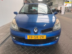 Renault Clio - 1.4-16V Dynamique Luxe