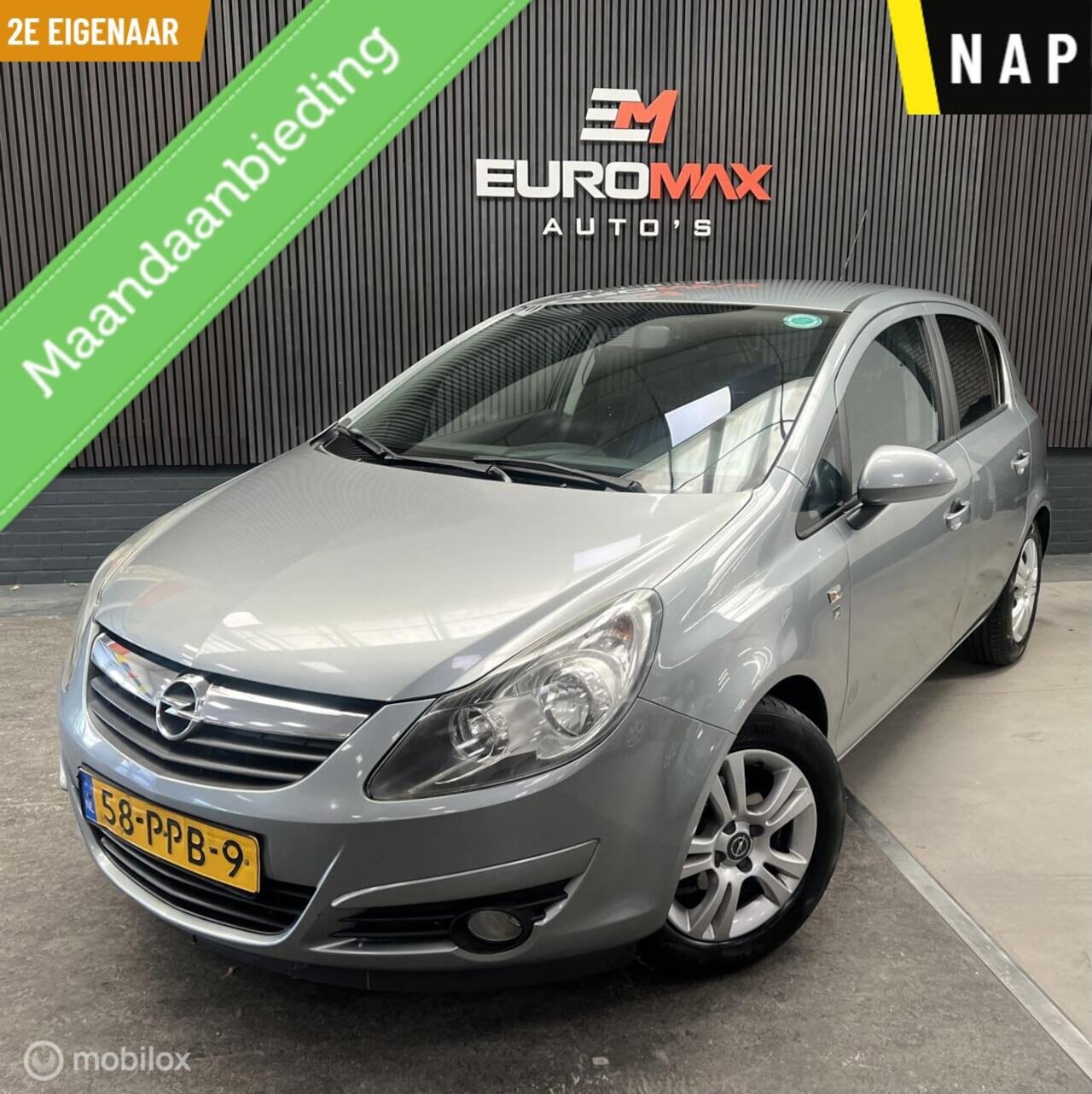 Opel Corsa - 1.2-16V '111' Edition 1.2-16V '111' Edition - AutoWereld.nl