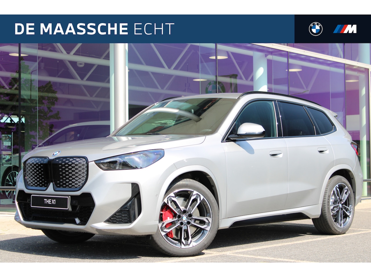 BMW iX1 - eDrive20 M Sport / Trekhaak / Sportstoelen / Achteruitrijcamera / M Adaptief onderstel / A - AutoWereld.nl