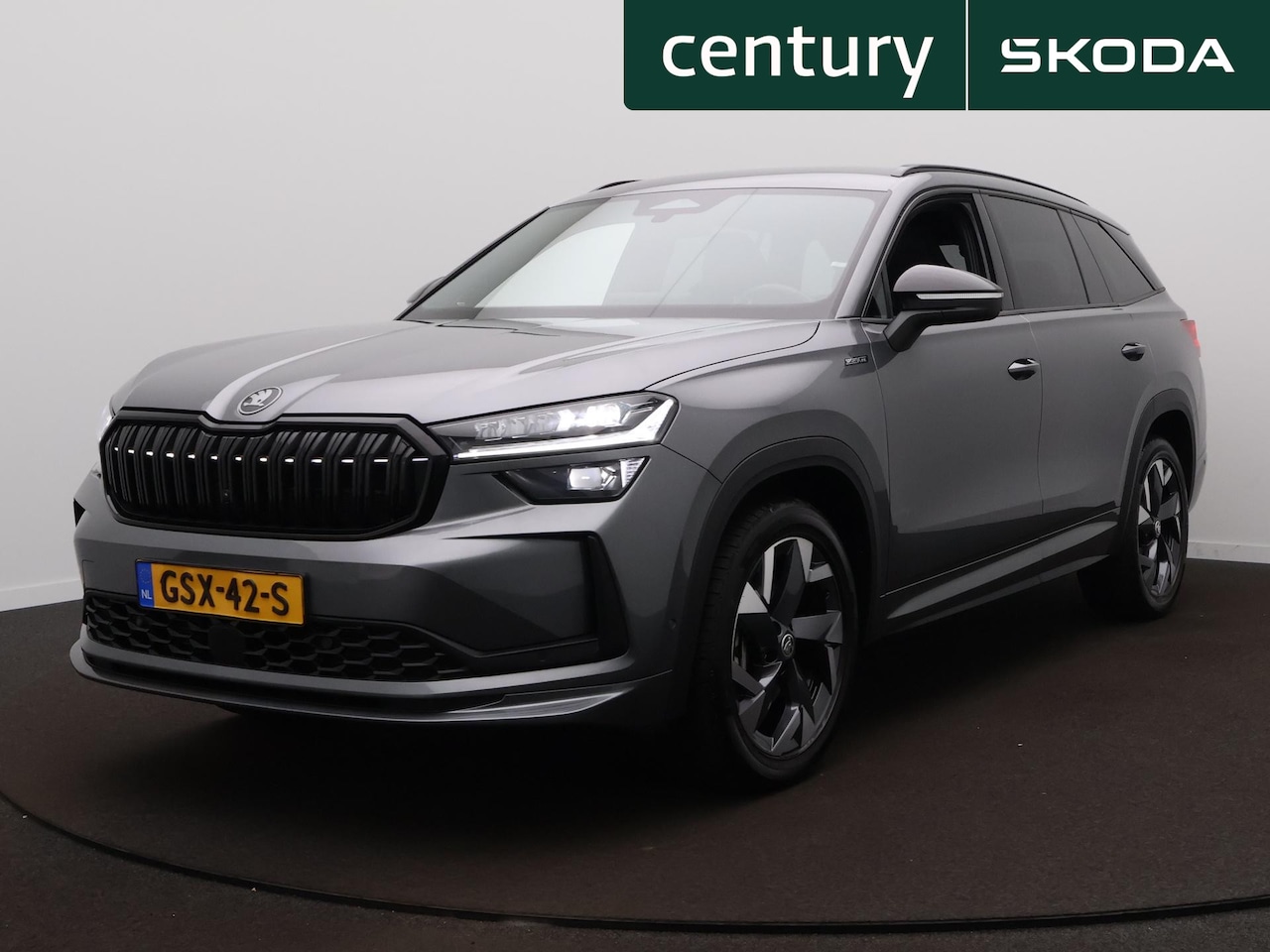 Skoda Kodiaq - 1.5 TSI MHEV Sportline Business Trekhaak - Navigatie - Camera - Clima - 19 Inch - AutoWereld.nl