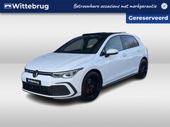 Volkswagen Golf - 1.4 DSG eHybrid 245PK GTE / Panoramadak / LED Matrix / Trekhaak / Standkachel / 18'' LMV