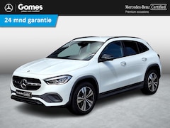 Mercedes-Benz GLA-Klasse - 200 Progressive | Trekhaak | Night Pakket | Achteruitrijcamera | Sfeerverlichting | Stoelv