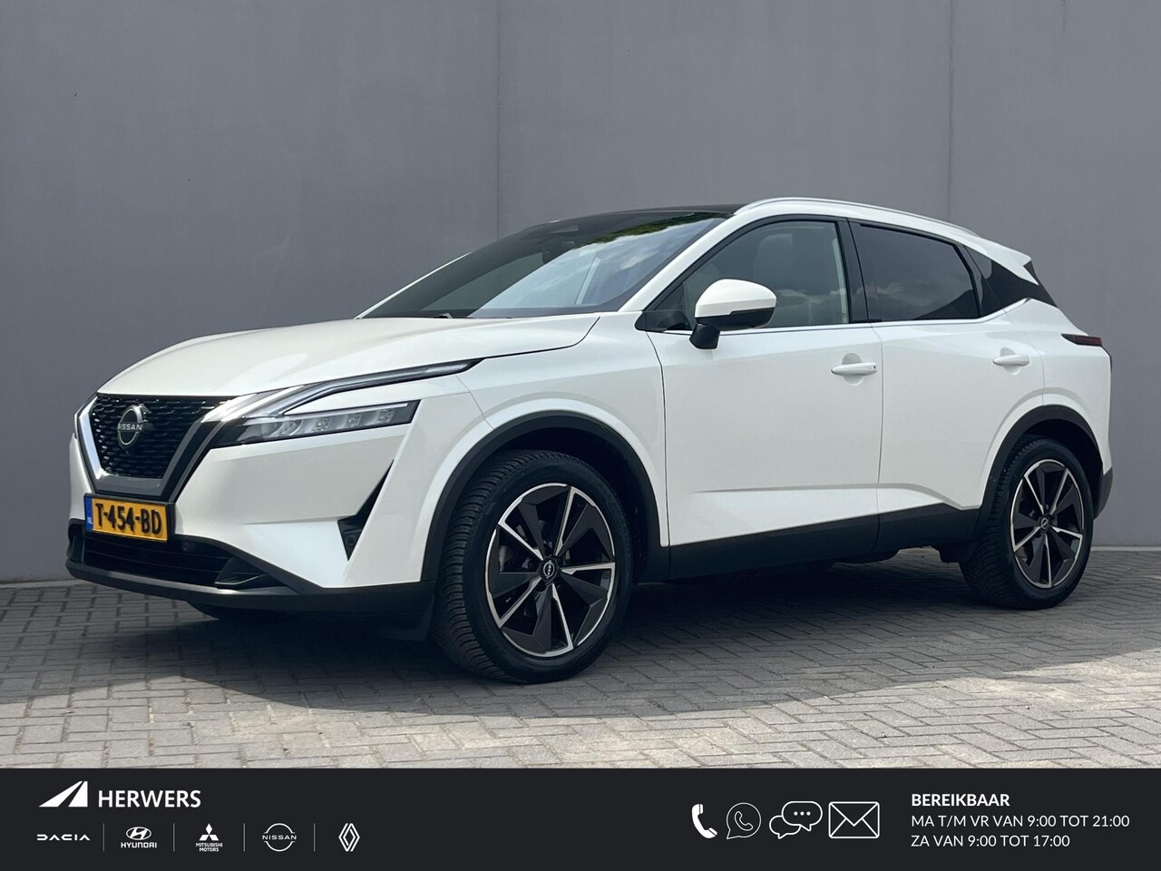 Nissan Qashqai - 1.3 MHEV Tekna / Trekhaak (1.400KG) / Panoramadak / Design Pack / Cruise Control / Airco / - AutoWereld.nl