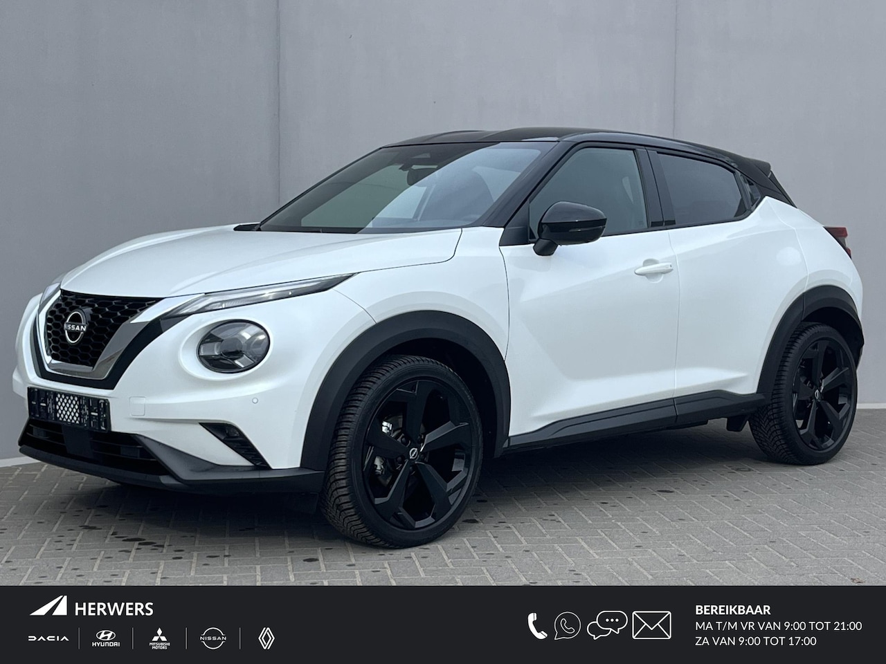 Nissan Juke - 1.0 DIG-T Tekna Automaat / Dode Hoek Detectie / Stuur-, Stoel- en Voorruitverwarming / App - AutoWereld.nl