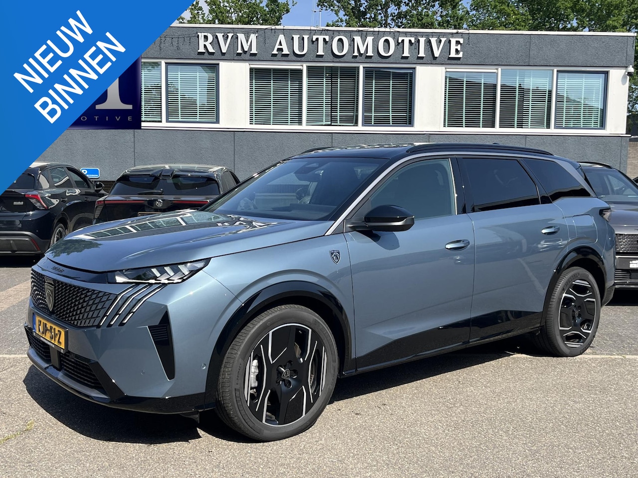 Peugeot e-5008 - GT 73 kWh SOH 94%| 7 PERSOONS | COMPLEET UITGEVOERD| STOEL VENTILATIE |WARMTEPOMP| ADAPTIE - AutoWereld.nl