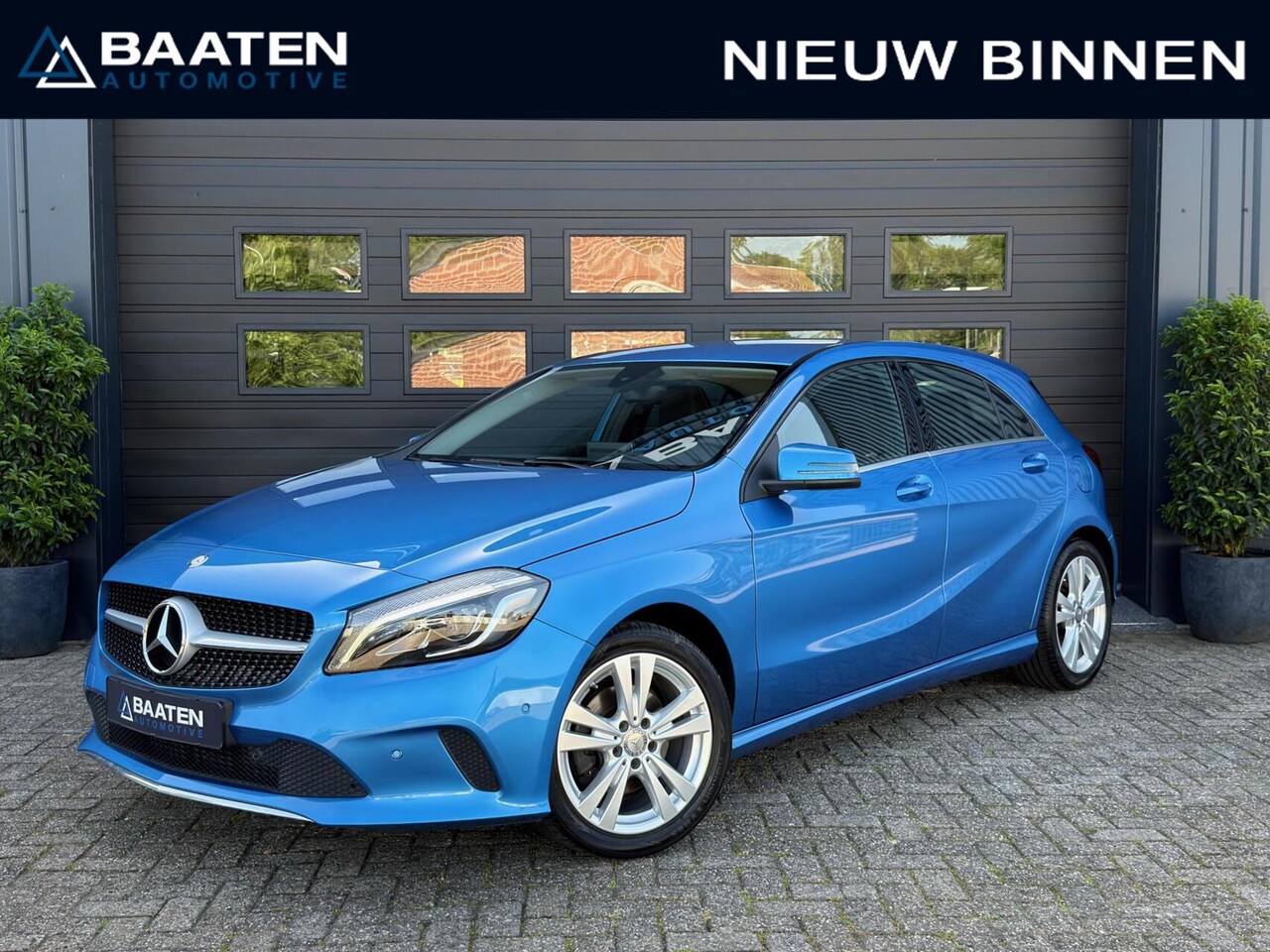 Mercedes-Benz A-klasse - 180 Urban|Facelift|Zuidzeeblauw|Navi - AutoWereld.nl
