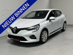 Renault Clio - 1.6 E-Tech Hybrid Business CLIMA / CRUISE / HYBRID 140 PK